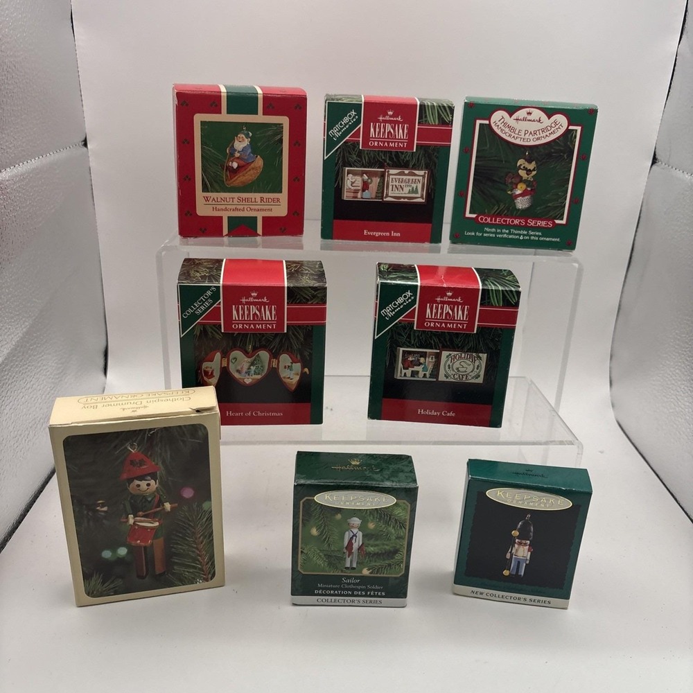 Vtg~Lot of 8~Hallmark Ornaments~Assorted Mix of Ornaments~IOB